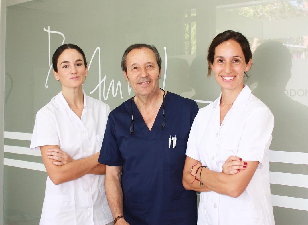 ⚡️Nuestro equipo⚡️👨🏻_⚕️ Dr. D. Juan Luis Ambel Sánchez- Odontología general, prótesis😁👩🏻_⚕️